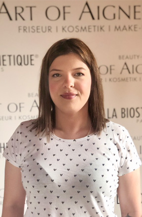 Friseur-Vilsheim-Narcisa-Pascar