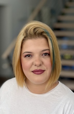 Friseurteam-Vilsheim-Narcisa-Pascar